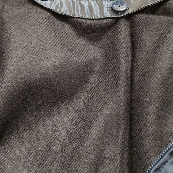 Gallery Navy rain coat removable liner and removeable hood  Sz M NWOT - Picture 5 of 5